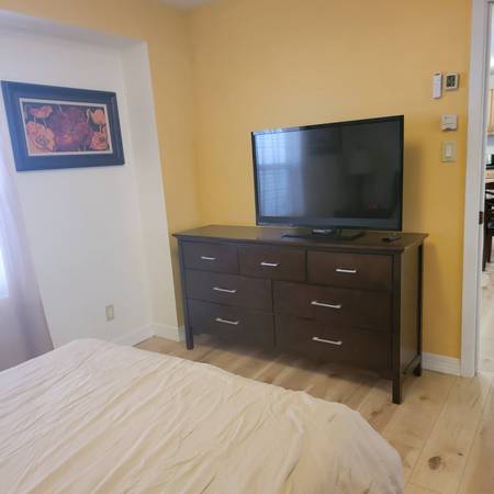 $2,000 / 1br - 1bd / 1ba Reformado, excelente ubicación, todos los servicios incluidos (sunset / parkside)63667941802755124