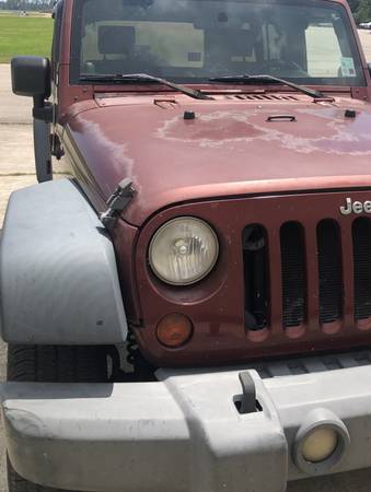 2009  - 3.8 Liter V6 Jeep Wrangler 6 Speed Manual - $9,500 (Slidell, LA)63438974621699121