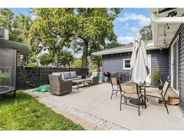 $309,900 / 3br - 1513ft2 - Just Listed - 618 Tyler Street (Anoka)64003959387139121