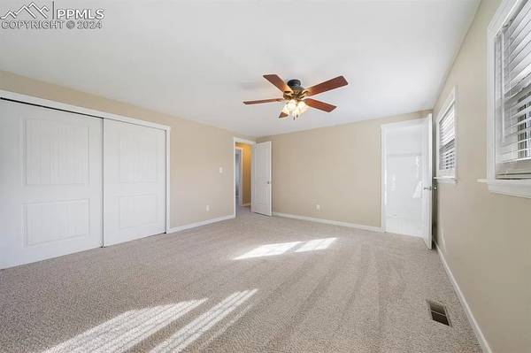 $800 / 1hab - 2500ft2 - *Habitación Principal en Alquiler* Hogar Limpio, Tranquilo y Cómodo en Ubicación Céntrica (Villa Loma)63686975550849123