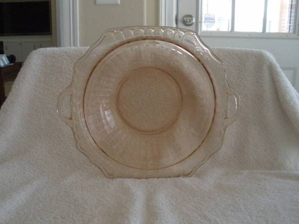 Pink Depression Glass Serving Bowl 1