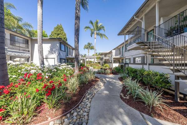 $2,995 / 2br - 855ft2 - 2 habitaciones - 1 baño, ➡➡➡¡Cielo está llamando tu nombre!⬅⬅⬅ ¡Recién renovado! (campbell)63933766813699123
