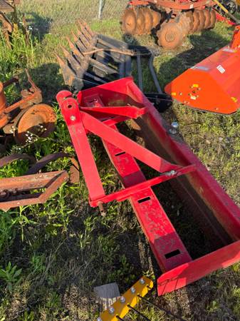 5ft box blade !! - $450 (Loganville)63470457348353120