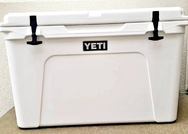 Yeti Tundra Cooler 125 1