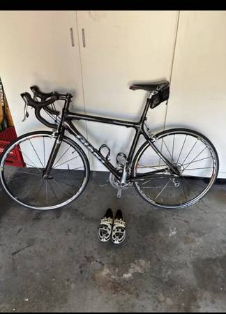 Giant TCR Carbon Bike 1