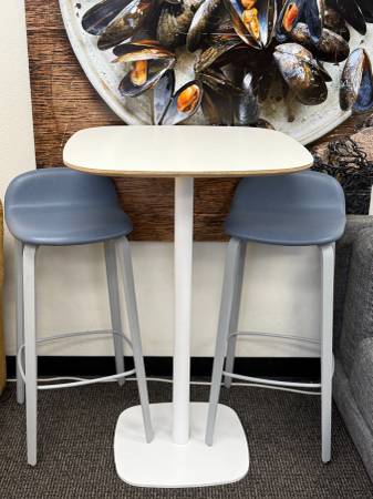Steelcase Bar Height Table 1
