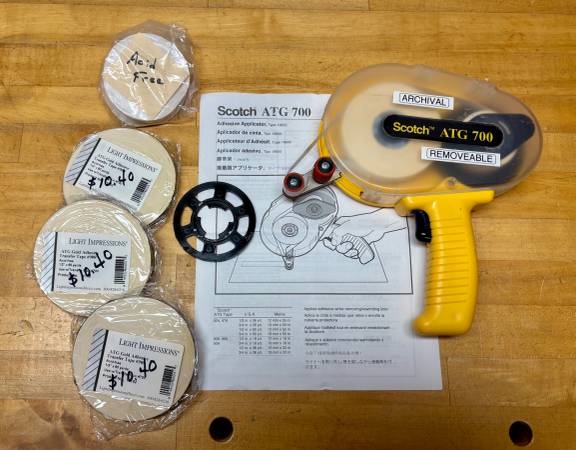 Scotch ATG 700 (adhesive transfer gun) 1
