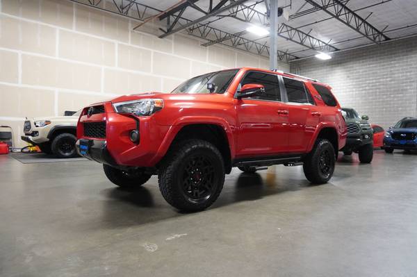 2019 *Toyota* *4Runner* *TRD Off Road Premium 4WD* Barce - $29,791 (Stouffville Motors)63442305913475121
