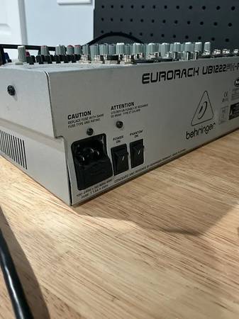 配信機器・PA機器・レコーディング機器 BEHRINGER EURORACK UB1222FX-PRO U260290-2.jpg?v=1753824044&