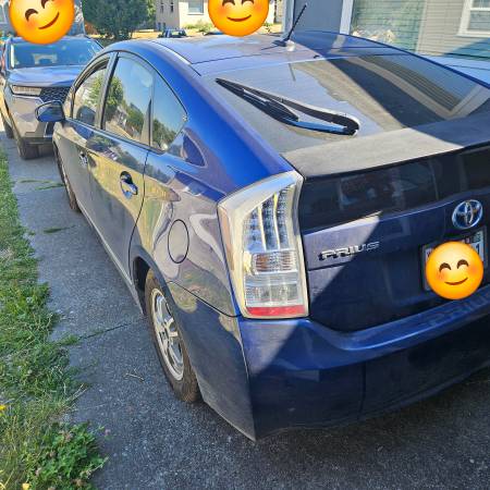 2011 Prius 190,000 millas - $3,50063623099490179122