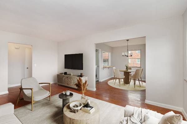 $1195.00 / 2br - 1000ft2 - RENOVATED 2 BED - READY NOW63974474923778121