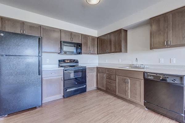 $1.493 / 1br - Vida sin humo, acceso en ascensor, balcón (2203 172nd Street NE, Marysville, WA)63659499715457124