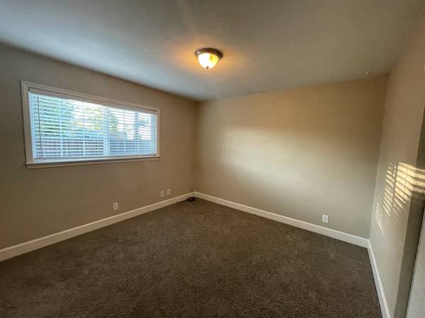 $1,739 / 3br - 1097ft2 - A Home Built for Comfort and Convenience (san rafael)63847021776641121