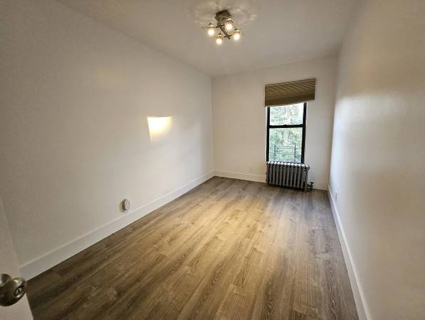 $1,300 / 1br - Spacious 1BR Apartment – Near Fordham Rd (Bronx)63995970222210120