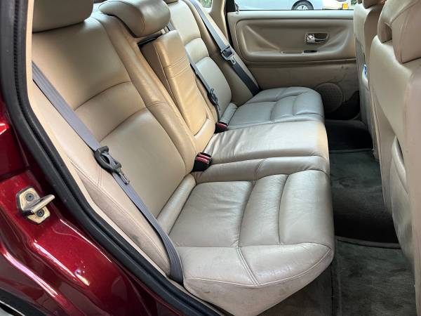 2000 Volvo S70 only 98k miles - $4,500 (Rye, NY)63614018080129124