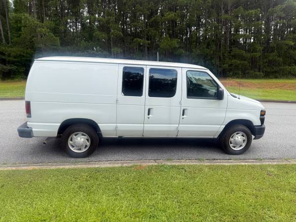 Print 2009 Ford E-150 Recreational Van 138.0" WB - $7,950 (DOUGLASVILLE)63620602662913123