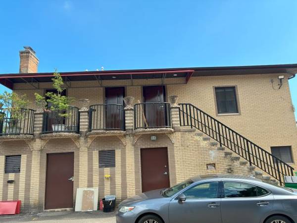 $1,495 / 2br - "BRAND NEW" ...........near Merritt Parkway - Route 15 (HAMDEN)64010163850627123