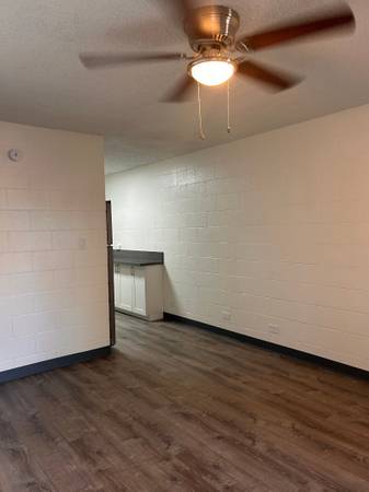 $2,040 / 2br - 650ft2 - Two Bedroom Apartment Home In Waipahu (94-111 Pupunohe St, Waipahu, HI)63686710242561121