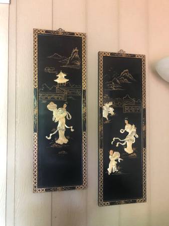 Vintage black lacquer mother of pearl wall hanging 1