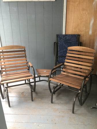 GLIDING CHAIRS 1