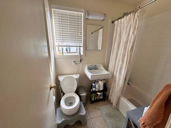 $1,050 / 1br - Single room in 3 bed 1 bath apartment (San Francisco)63667995171843124