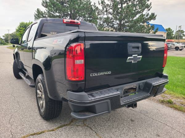2016 Chevrolet Colorado Z71 3.6L - Photo 3