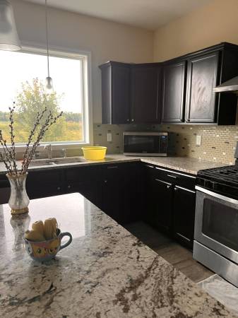 $3,350 / 4br - 2552ft2 - Hermosa casa de cuatro+habitaciones en Woodbury (North End)63868697403521123