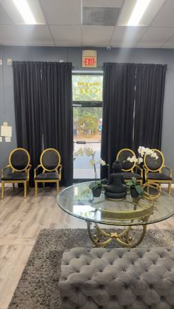$800 Beauty Bar/Booth & Suite Rental (Ft Washington)63843417889923120
