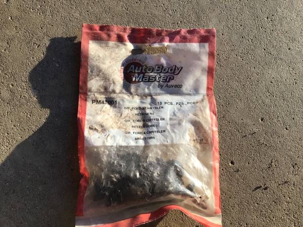 Auto body Master 13 Pcs Retainers 1