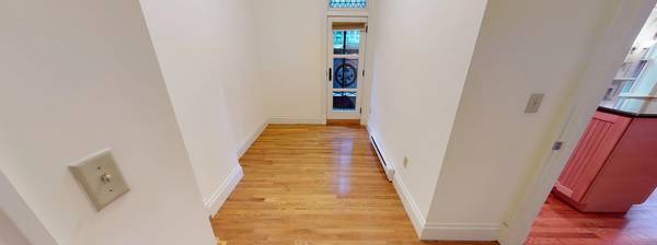 $3,600 Back Bay 1BR – Modern Kitchen, Pet-Friendly, HW Floors (Boston)63996833985666124