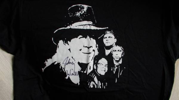 johnny winter autographed t shirt.  NEW 1