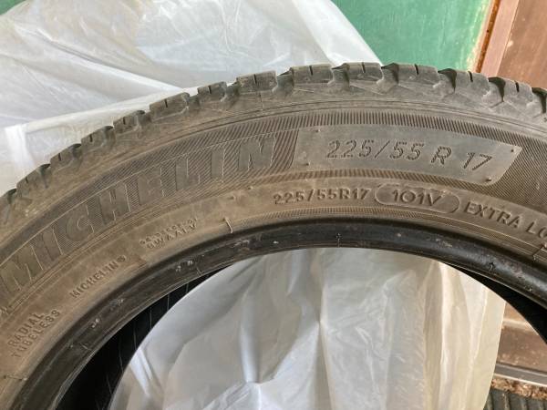 2 michelin cross climate tires 225/55 R17 1