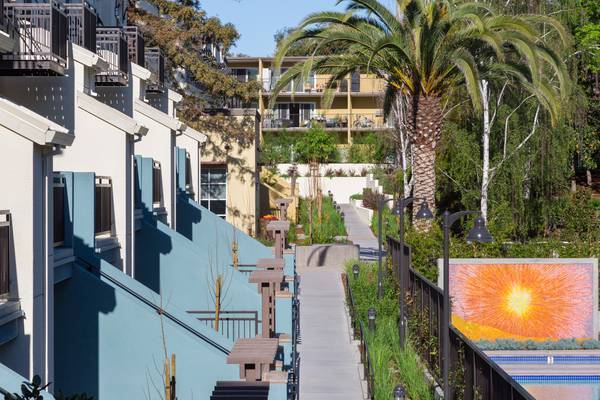 $3,514 / 1br - 639ft2 - Charming Modern 1BR - Tons of Space + Near DT Los Gatos (los gatos)63834324217601120