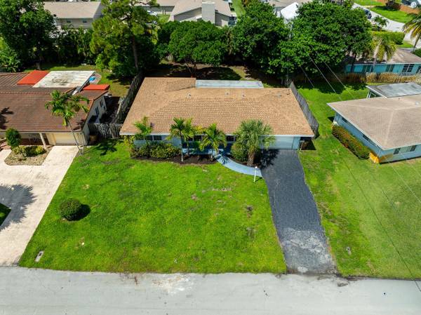 $729,999 / 2br - 1742ft2 - 2 Beds 2 Baths House (Deerfield Beach)63825133314947121