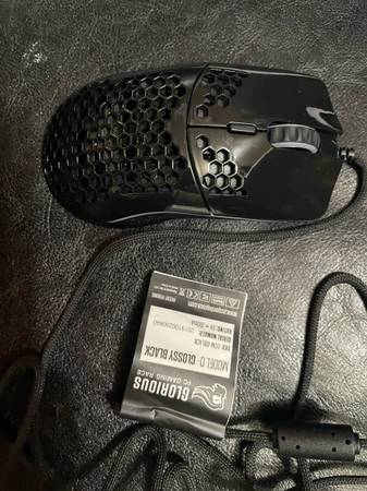 Glorious Model O Wireless Gaming mouse - Matte Black 1