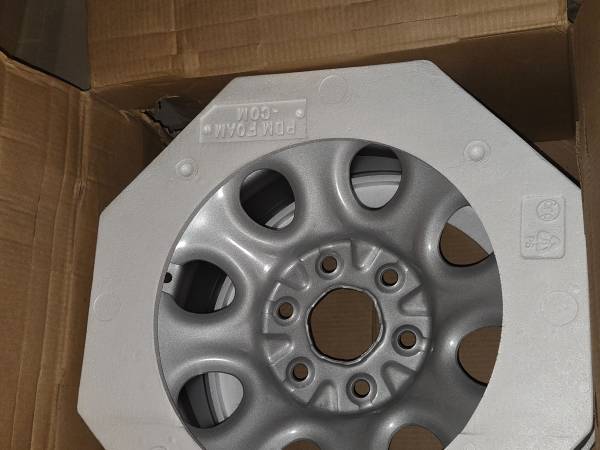 2012 Chevy Tahoe or Silverado 17" steel wheels 1