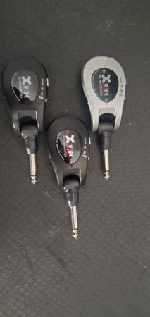 Xvive U2 Wireless Guitar system 1