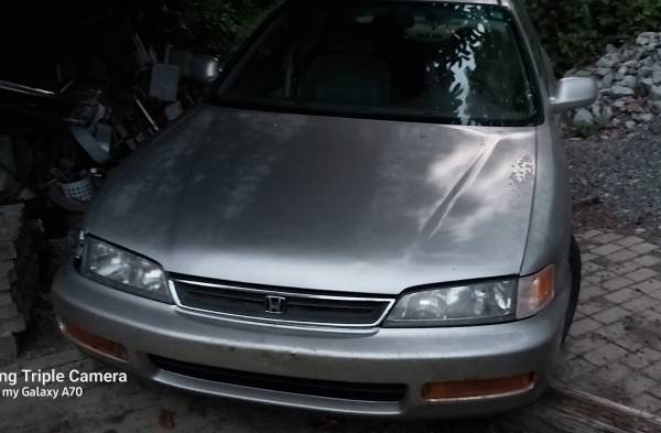 1997 Honda Accord EX-R 1