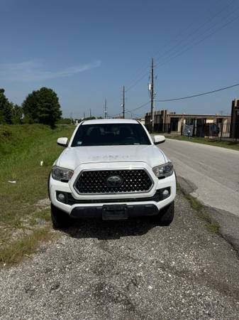 2021 toyota tacoma TRD off road 4x4 v6 - $22,60063612703892737122