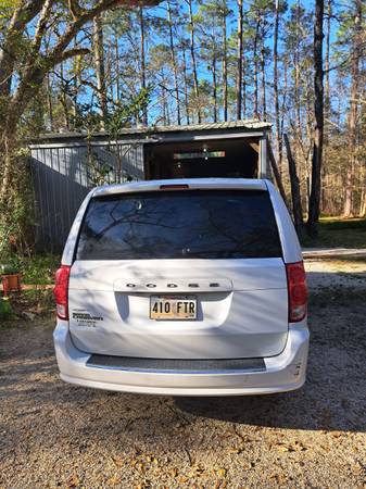 2016 dodge grand caravan - $12,775 (Lacombe la)63624863947905121