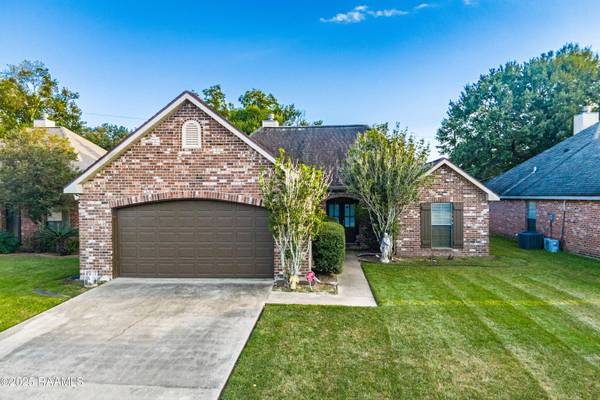$215,000 / 3hab - 1444ft2 - Encantadora casa en impecable estado, ¡llena de actualizaciones! (Youngsville)63857516907009122