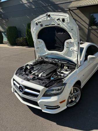 2012 Mercedes CLS 550 Clean Title 129K Miles 2 Keys - $8,500 (Portland)63495703782531122