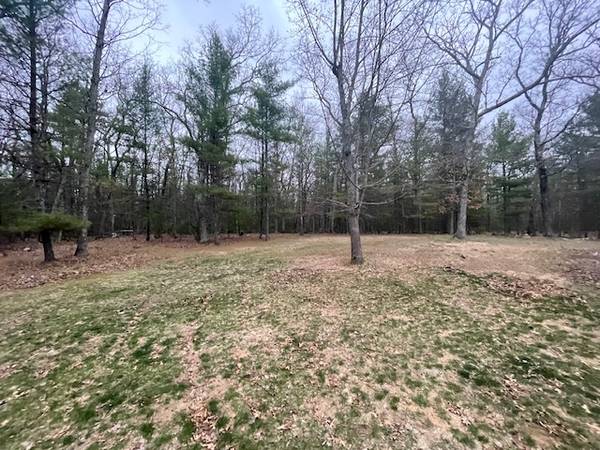 $1800.00 / 3br - 1400ft2 - Fully Renovated 3bed/2bath home w/ 30x60 Pole Barn on 1.4 acres w/ riv64037723454466124