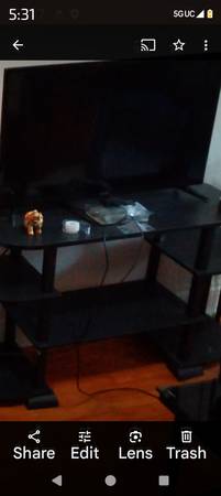 32 inch TV for sale 1