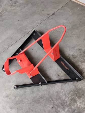 Lock N Load Chock and stand 1