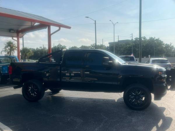 2018 Chevrolet Silverado 1500 Chevy - Photo 3