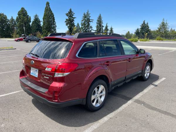 2014 Subaru Outback - $13,900 (Auburn)63623418025859124