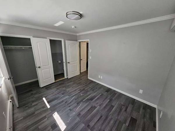 $2,800 / 3br - Second floor apartment $2800 whitestone (Whitestone)64033292563714124