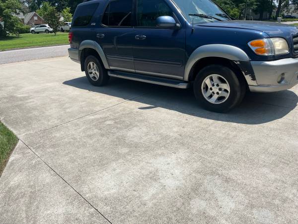 2004 Toyota Sequoia - $2,600 (Norfolk)63621650743939121