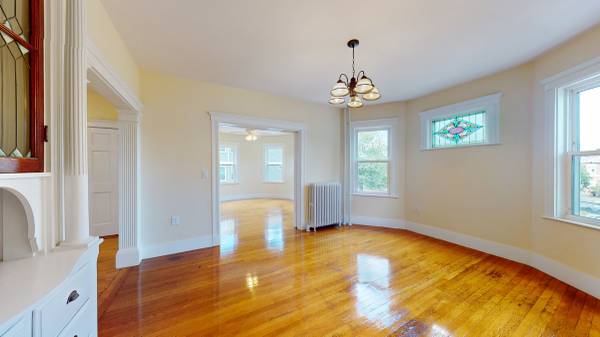$2,900 / 4br - 1350ft2 - Large, Modern Apartment with a Deck + Parking (dorchester / savin hill)63856339167619122